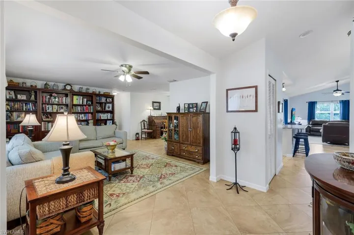 9814 Country Oaks Dr, Fort Myers, Florida 33967