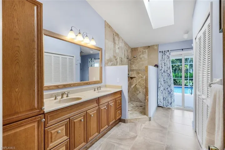 9814 Country Oaks Dr, Fort Myers, Florida 33967