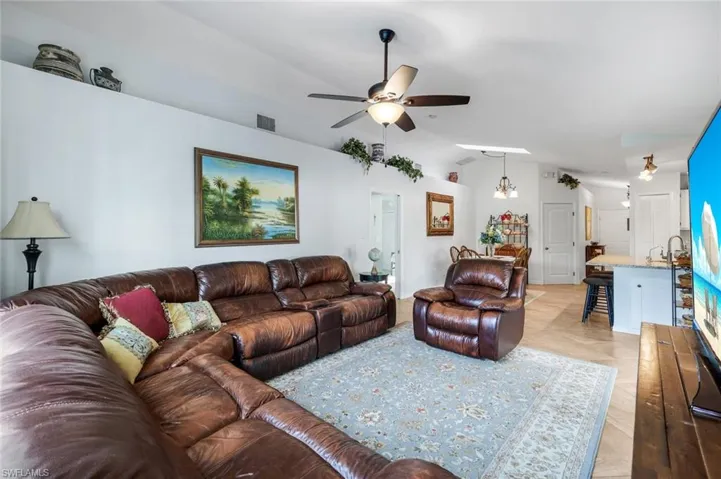 9814 Country Oaks Dr, Fort Myers, Florida 33967