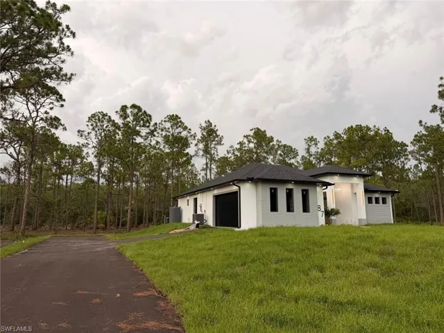 4587 45th Ave Ne, Naples, Florida 34120