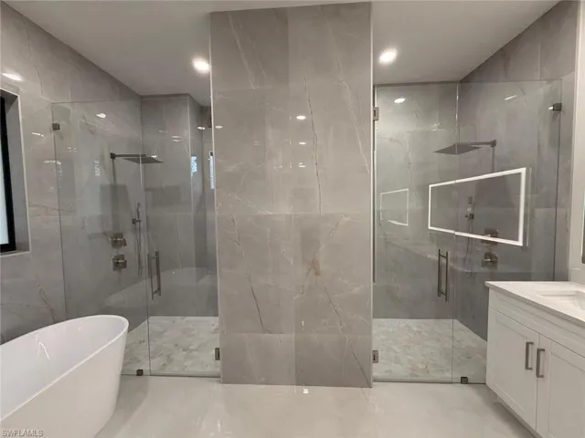 4587 45th Ave Ne, Naples, Florida 34120