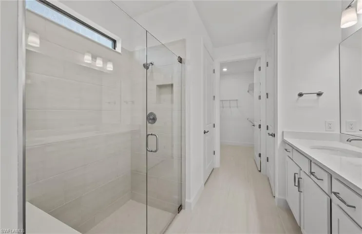 Photos are of similar Contour home. Homes may vary.