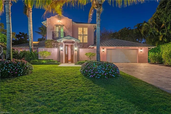 4875 Whispering Pine Way, Naples, Florida 34103