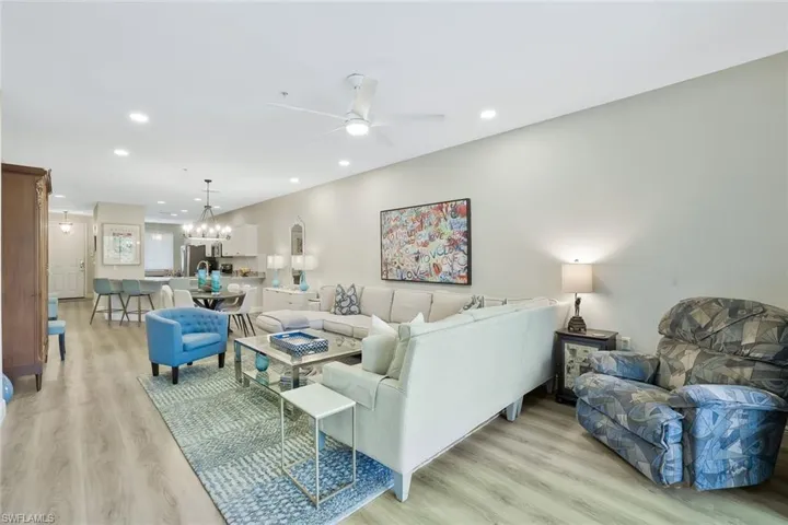 4883  Hampshire  CT, Naples, FL 34112
