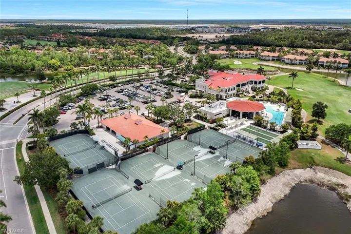 4883  Hampshire  CT, Naples, FL 34112