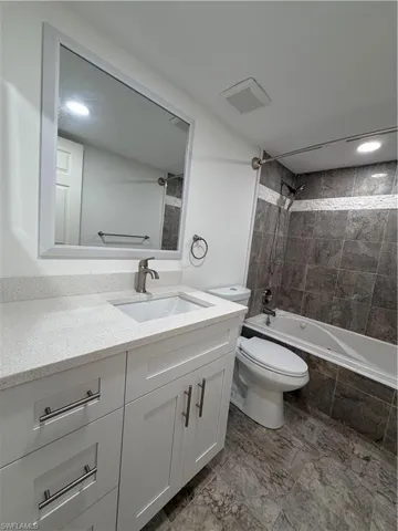 16150 Bay Pointe Blvd 107, North Fort Myers, Florida 33917
