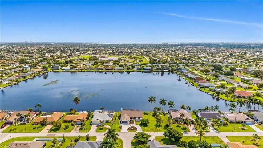 3603 Sw 5th Pl, Cape Coral, Florida 33914