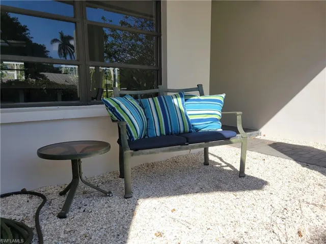 735  High Pines  DR, Naples, FL 34103