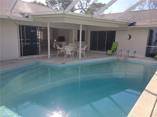 735  High Pines  DR, Naples, FL 34103