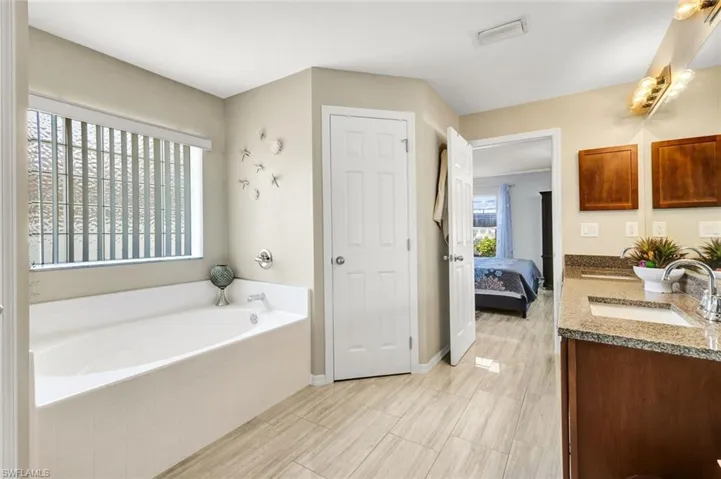 3606 Ne 14th Pl, Cape Coral Fl 33909