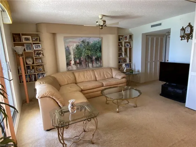 3rd Bedroom /NOW Den