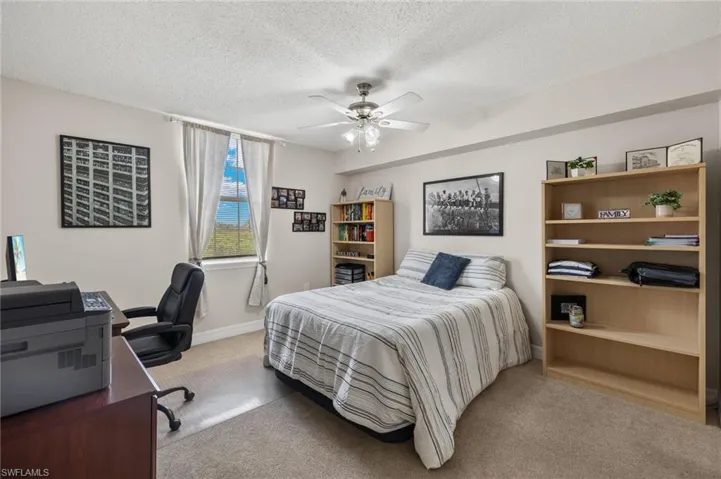 Guest bedroom / office
