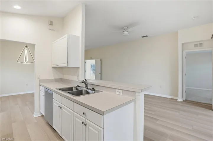 10055  Oakhurst  WAY, Fort Myers, FL 33913
