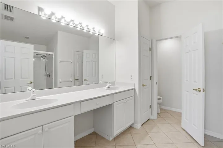 10055  Oakhurst  WAY, Fort Myers, FL 33913