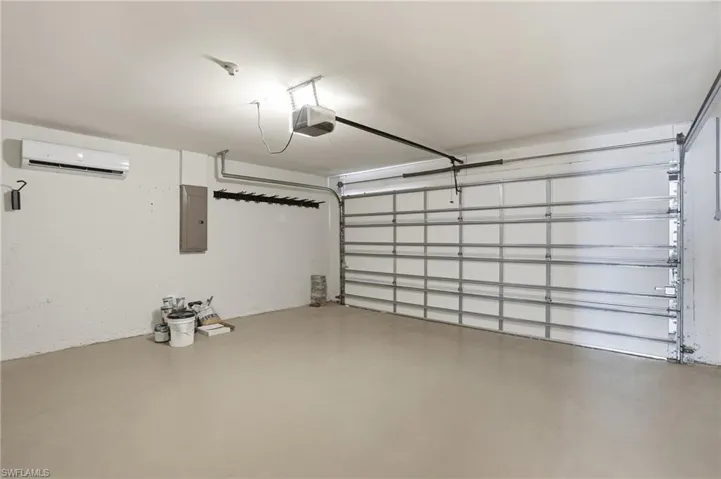 A/C Garage Space