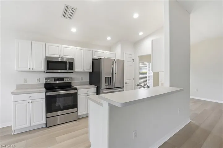 10055 Oakhurst Way, Fort Myers, Florida 33913