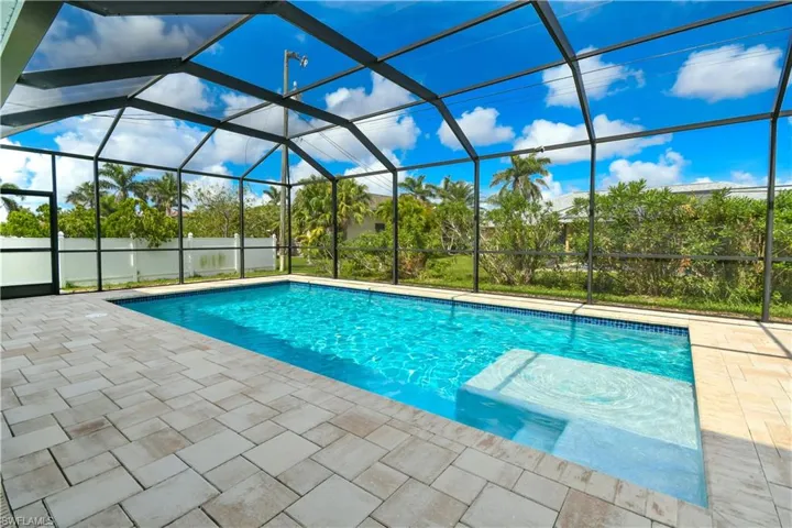 4006 SW 26th  CT, Cape Coral, FL 33914