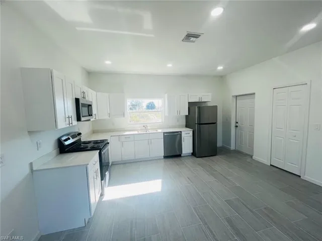 3405 10th St Sw, Lehigh Acres, Florida 33976