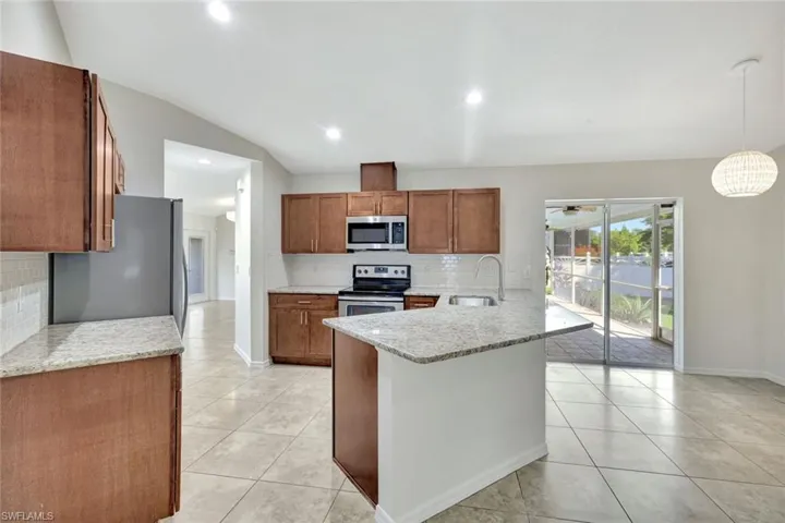 14801  Royal Oak  CT, Fort Myers, FL 33919