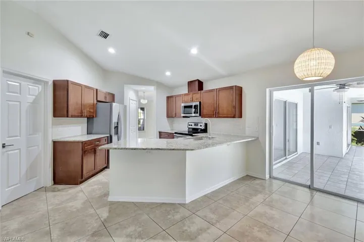 14801  Royal Oak  CT, Fort Myers, FL 33919