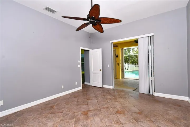 2313 Sw 53rd Ter, Cape Coral, Florida 33914