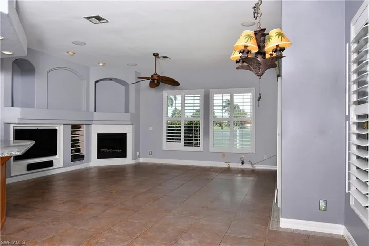 2313 Sw 53rd Ter, Cape Coral, Florida 33914