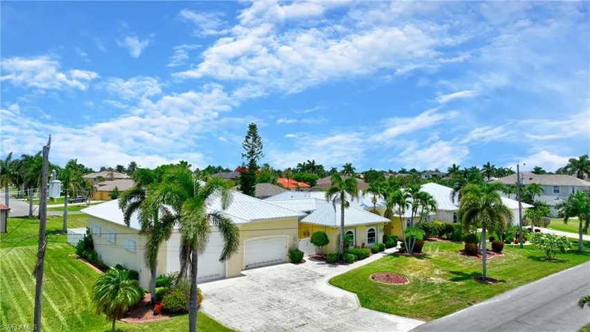 2313 Sw 53rd Ter, Cape Coral, Florida 33914