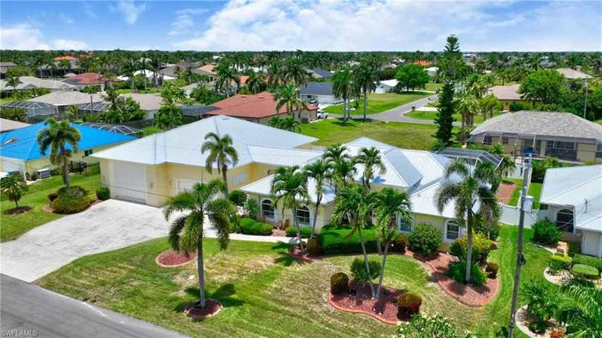 2313 Sw 53rd Ter, Cape Coral, Florida 33914