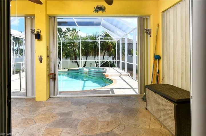 2313 Sw 53rd Ter, Cape Coral, Florida 33914