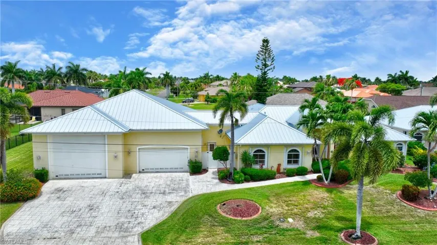 2313 Sw 53rd Ter, Cape Coral, Florida 33914
