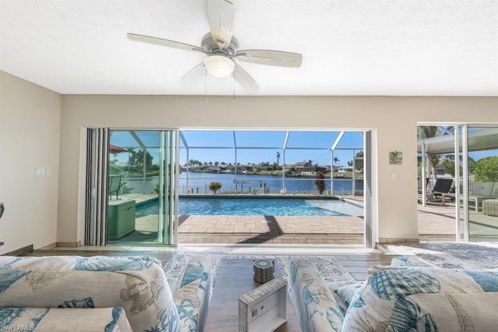 open sliders to the lanai