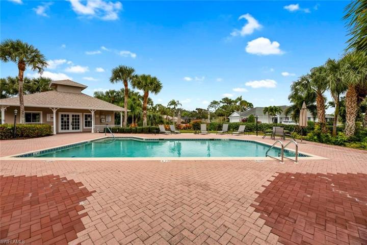 1248  Imperial  DR, Naples, FL 34110