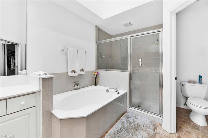 1248  Imperial  DR, Naples, FL 34110