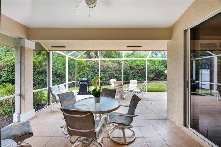 1248  Imperial  DR, Naples, FL 34110