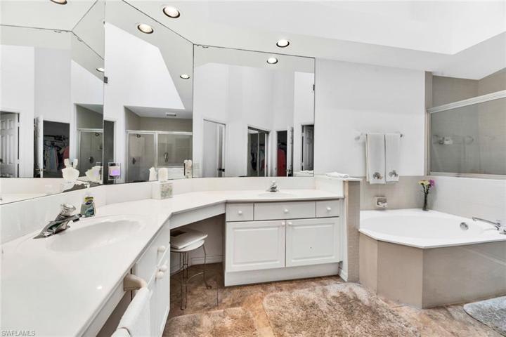 1248  Imperial  DR, Naples, FL 34110