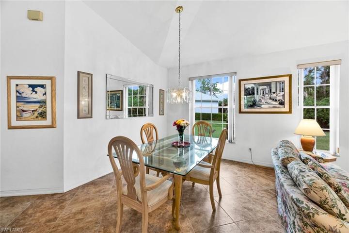 1248  Imperial  DR, Naples, FL 34110