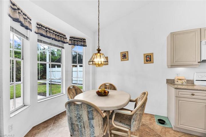 1248  Imperial  DR, Naples, FL 34110