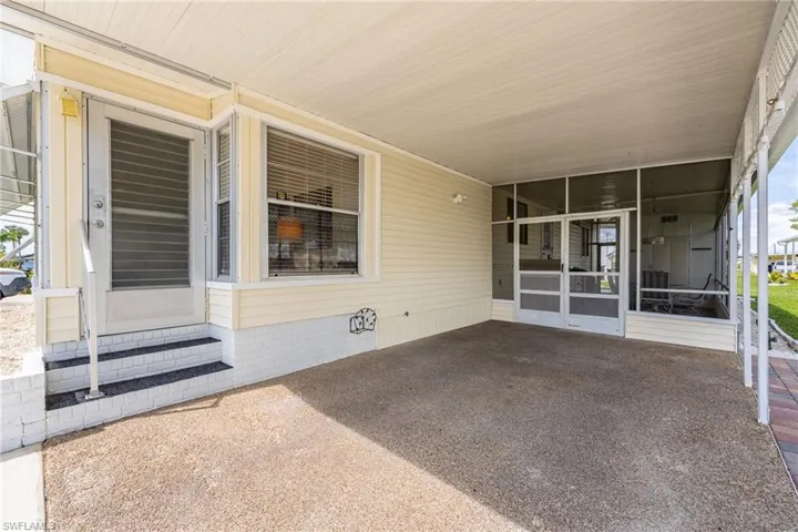 11931 Yellowstone Dr, Bonita Springs, Florida 34135