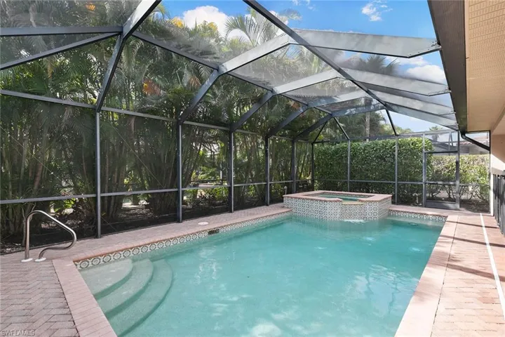1244  Manado  DR, Naples, FL 34113