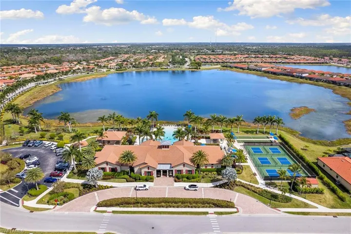1244  Manado  DR, Naples, FL 34113