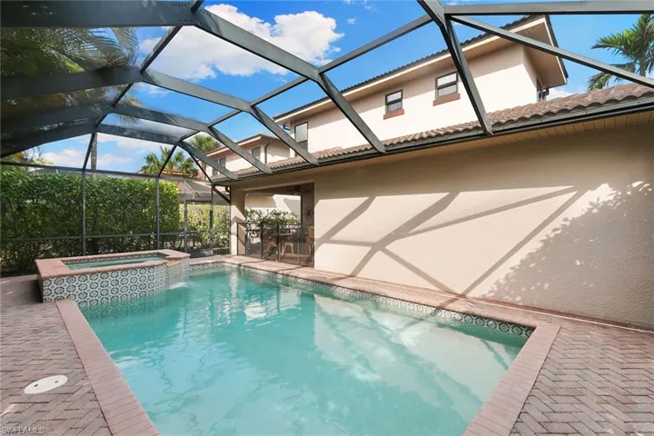 1244  Manado  DR, Naples, FL 34113