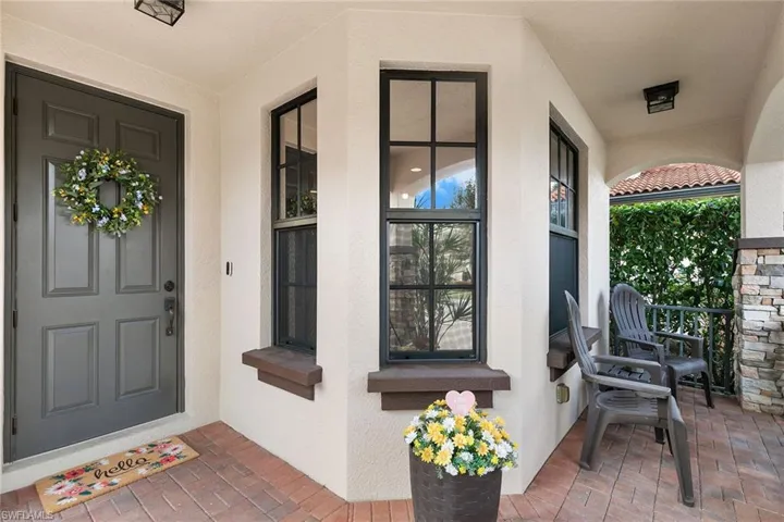 1244  Manado  DR, Naples, FL 34113