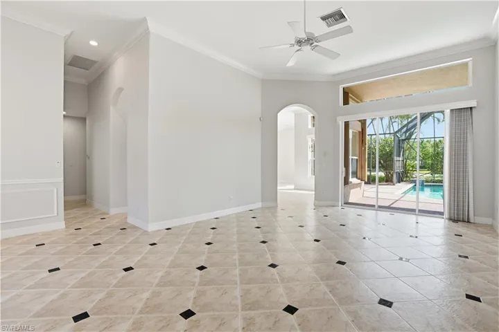 1422  King Sago  CT, Naples, FL 34119
