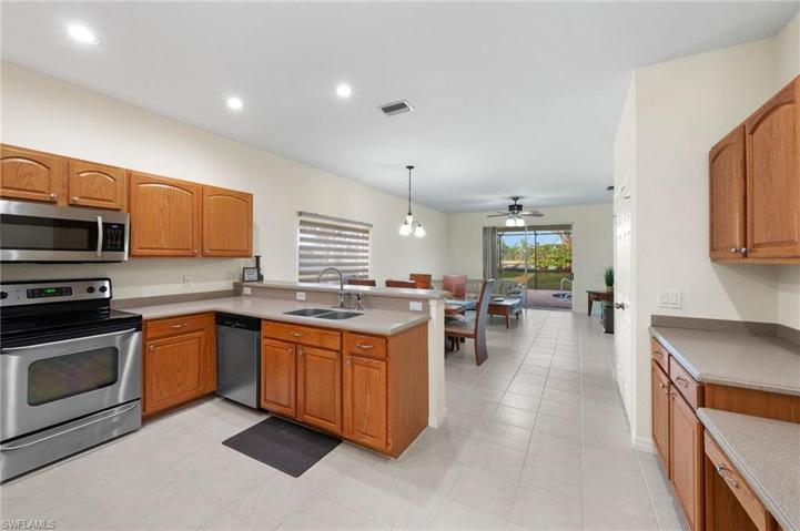 2877  Inlet Cove W LN, NAPLES, FL 34120