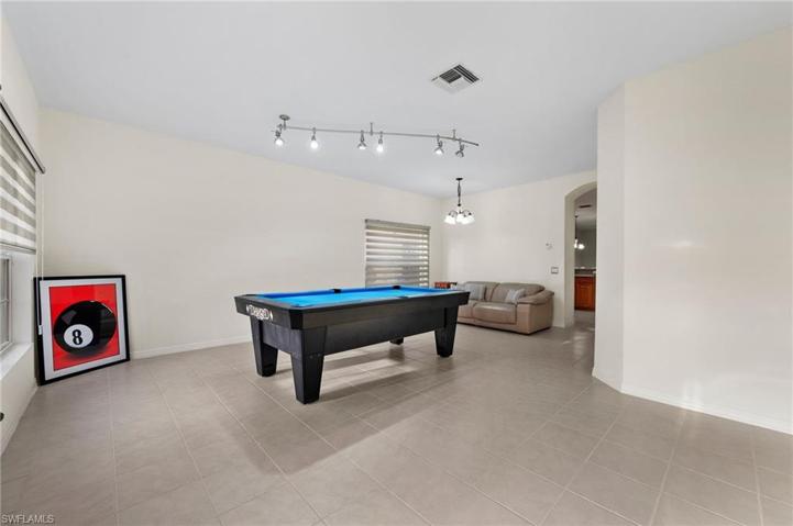 2877  Inlet Cove W LN, NAPLES, FL 34120