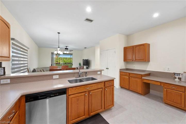 2877  Inlet Cove W LN, NAPLES, FL 34120