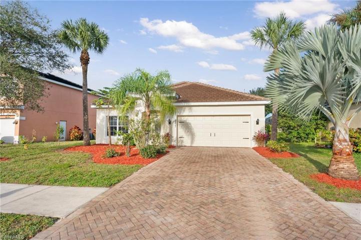 2877  Inlet Cove W LN, NAPLES, FL 34120