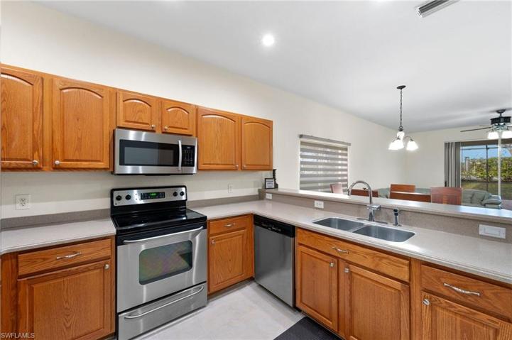 2877  Inlet Cove W LN, NAPLES, FL 34120