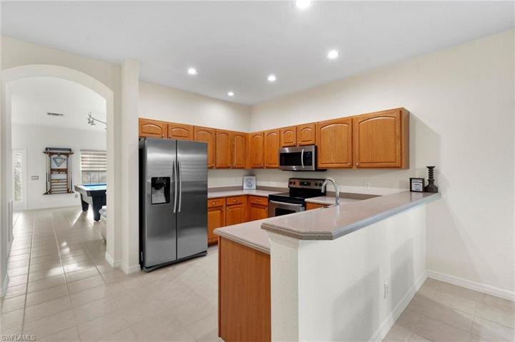 2877  Inlet Cove W LN, NAPLES, FL 34120