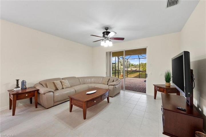 2877  Inlet Cove W LN, NAPLES, FL 34120